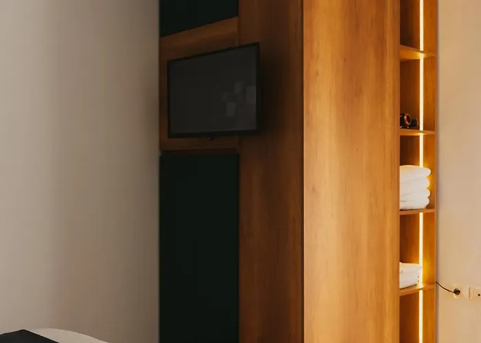 Boulevard Modern 地拉那